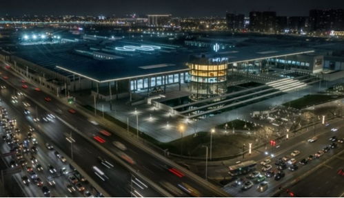 中国品牌首登豪华电动车月销榜首，高合HiPhi X超越保时捷开启新篇章